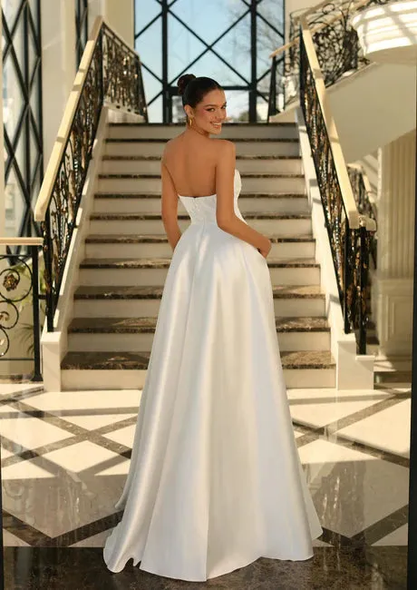 NICOLETTA Genevive Gown - White